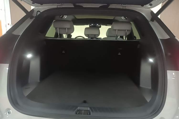 Used BYD Sealion 06 New Energy 2025 Model DM-i 170 Navigation Pro Edition Trunk