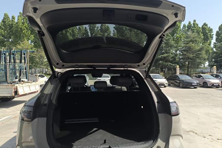 Used BYD Sealion 06 New Energy 2025 Model DM-i 170 Navigation Plus Edition Trunk