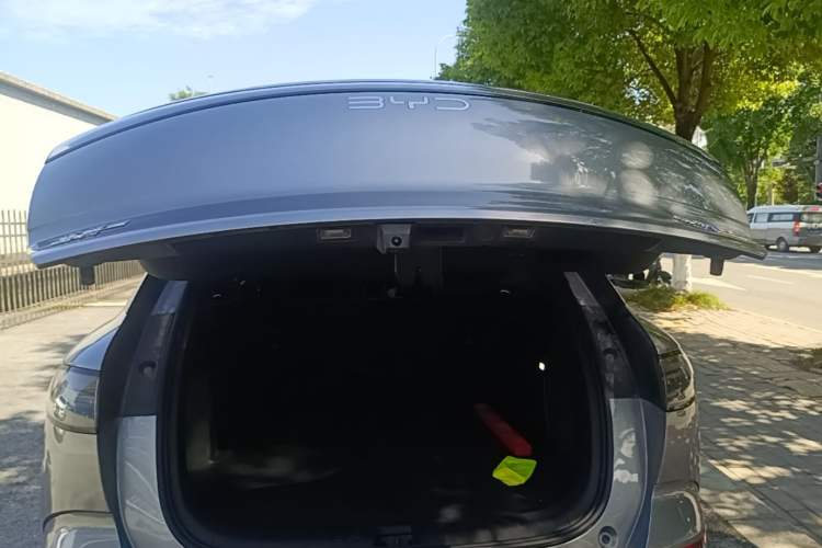 Used BYD Sealion 06 New Energy 2025 Model DM-i 170 Navigation Plus Edition Trunk