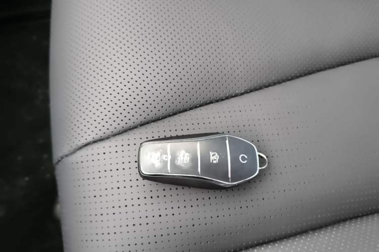 Used BYD Sealion 06 New Energy 2025 Model EV 605 Navigation Pro Edition Vehicle Key