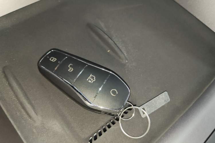 Used BYD Sealion 06 New Energy 2025 Model EV 605 Navigation Pro Edition Vehicle Key