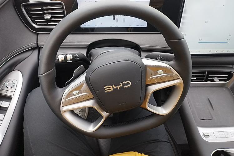 Used BYD Sealion 06 New Energy 2025 Model EV 605 Navigation Plus Edition Steering Wheel