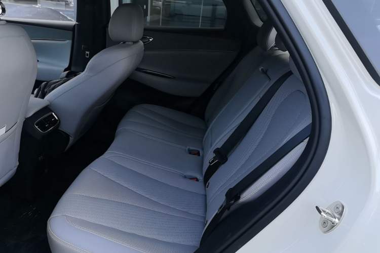 Used BYD Sealion 06 New Energy 2025 Model EV 605 Navigation Plus Edition Left Rear Seat