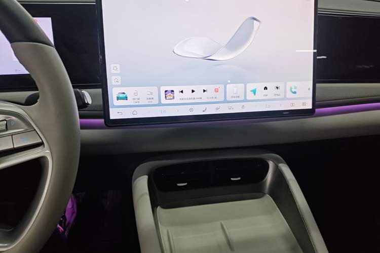 Used BYD Sealion 06 New Energy 2025 Model EV 605 Navigation Pro Edition Audio And AC Panel