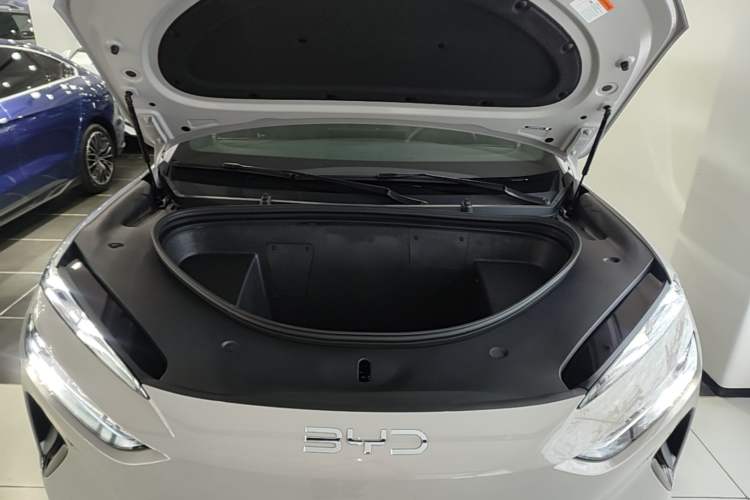 Used BYD Sealion 06 New Energy 2025 Model EV 605 Navigation Pro Edition Engine Bay