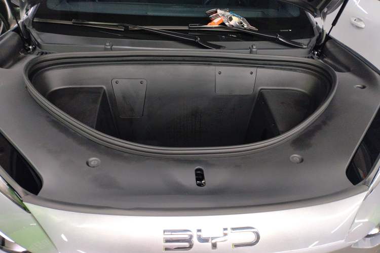 Used BYD Sealion 06 New Energy 2025 Model EV 605 Navigation Plus Edition Engine Bay