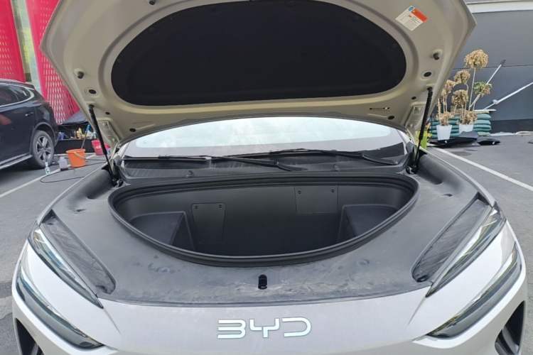Used BYD Sealion 06 New Energy 2025 Model EV 605 Navigation Pro Edition Engine Bay