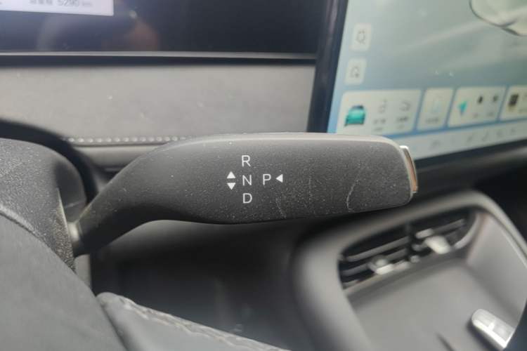 Used BYD Sealion 06 New Energy 2025 Model DM-i 170 Navigation Plus Edition Gear Lever