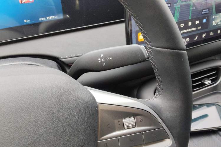 Used BYD Sealion 06 New Energy 2025 Model EV 520 Navigation Edition Gear Lever