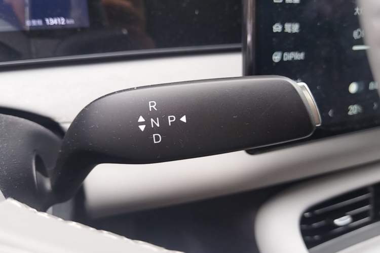Used BYD Sealion 06 New Energy 2025 Model EV 605 Navigation Pro Edition Gear Lever