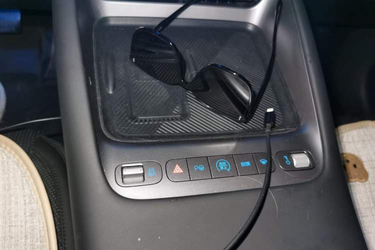 Used BYD Sealion 06 New Energy 2025 Model EV 605 Navigation Pro Edition Gear Lever