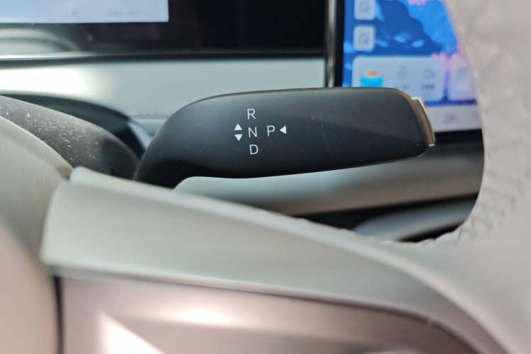 Used BYD Sealion 06 New Energy 2025 Model DM-i 170 Navigation Pro Edition Gear Lever