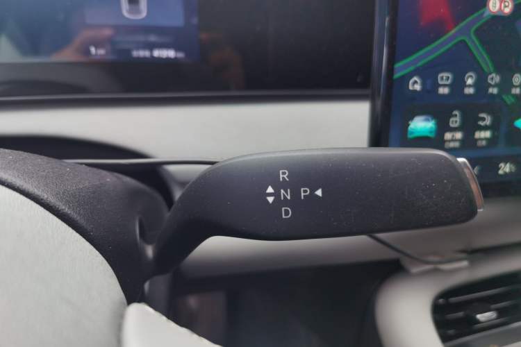 Used BYD Sealion 06 New Energy 2025 Model EV 605 Navigation Pro Edition Gear Lever