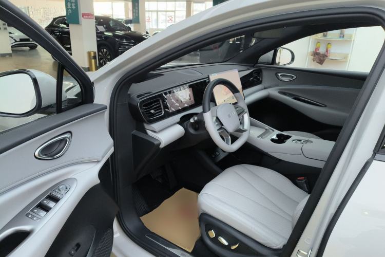 Used BYD Sealion 06 New Energy 2025 Model EV 605 Navigation Plus Edition Interior 3