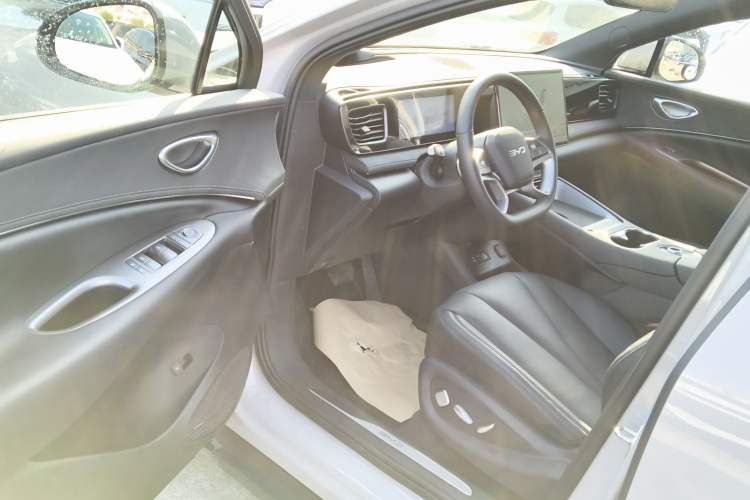 Used BYD Sealion 06 New Energy 2025 Model EV 605 Navigation Plus Edition Interior 3