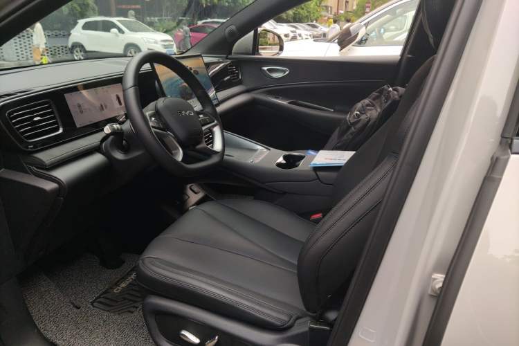 Used BYD Sealion 06 New Energy 2025 Model EV 605 Navigation Pro Edition Left Front Seat