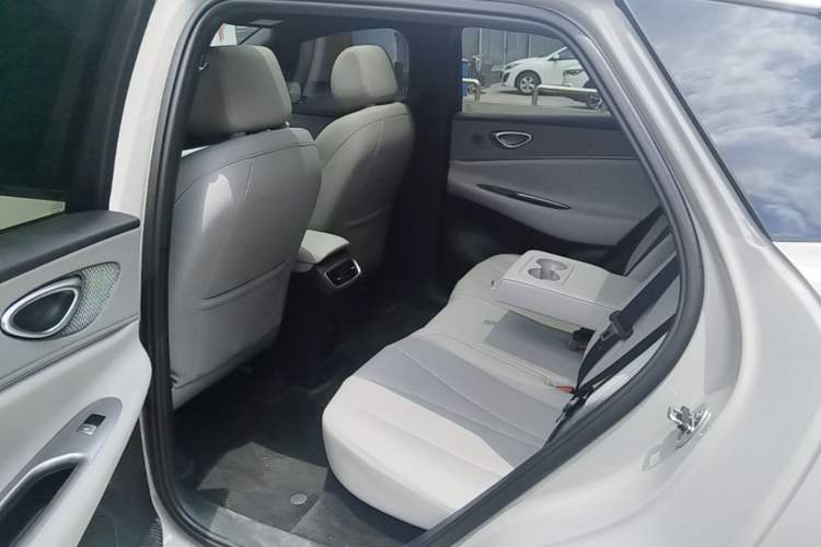 Used BYD Sealion 06 New Energy 2025 Model EV 605 Navigation Pro Edition Left Rear Seat