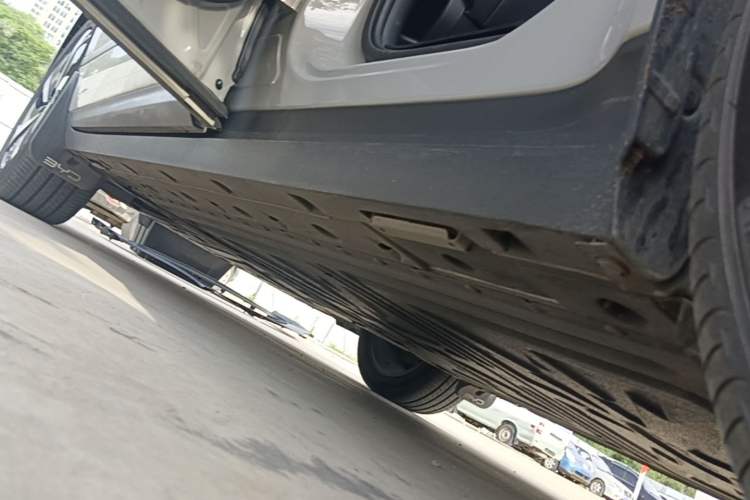 Used BYD Sealion 06 New Energy 2025 Model EV 605 Navigation Pro Edition Left Side Sill