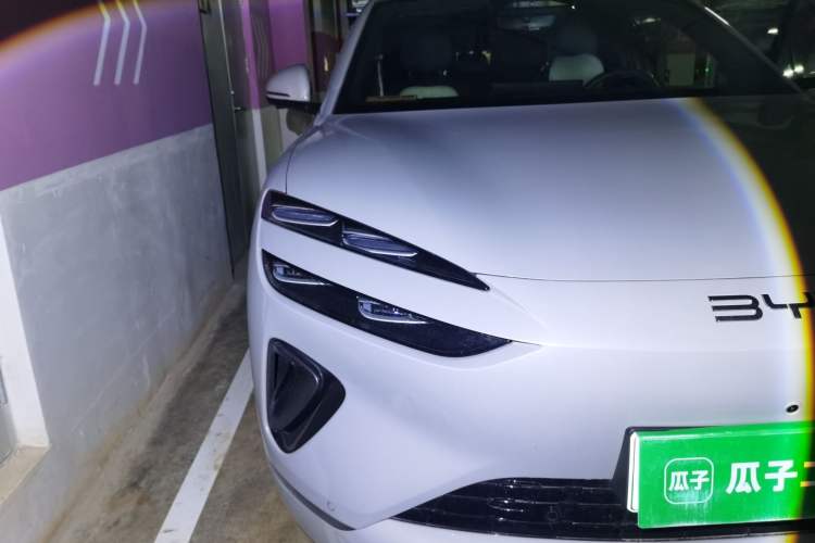 Used BYD Sealion 06 New Energy 2025 Model EV 605 Navigation Pro Edition Right Front Headlight