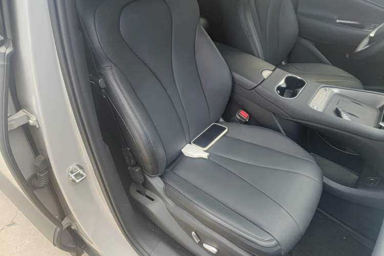 Used BYD Sealion 06 New Energy 2025 Model DM-i 170 Navigation Pro Edition Right Front Seat