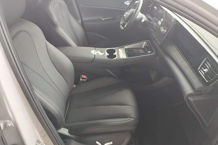 Used BYD Sealion 06 New Energy 2025 Model EV 605 Navigation Plus Edition Right Front Seat