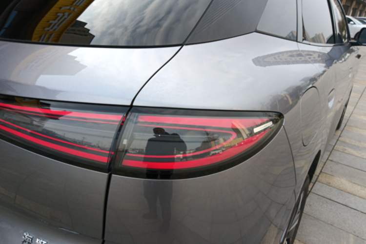 Used BYD Sealion 06 New Energy 2025 Model DM-i 170 Navigation Plus Edition Right Rear Taillight