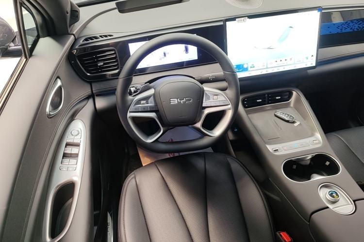 Used BYD Sealion 06 New Energy 2025 Model EV 605 Navigation Plus Edition Steering Wheel