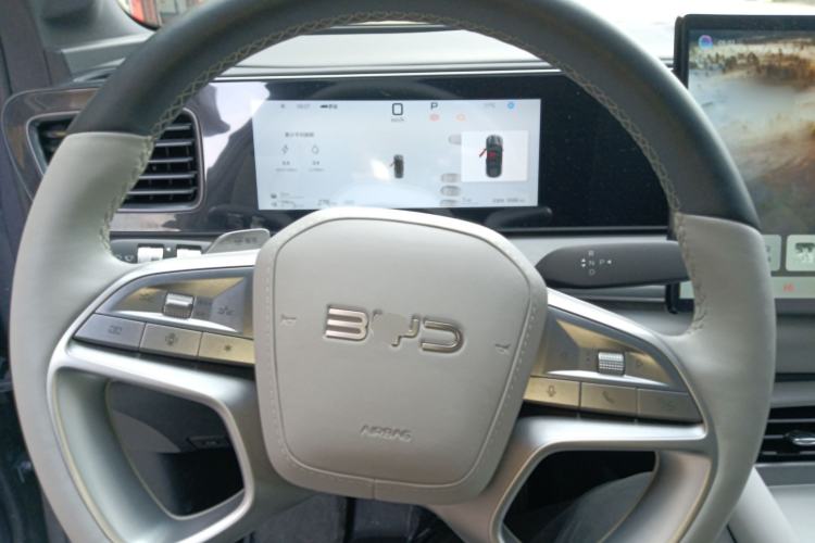 Used BYD Sealion 06 New Energy 2025 Model DM-i 170 Navigation Plus Edition Steering Wheel