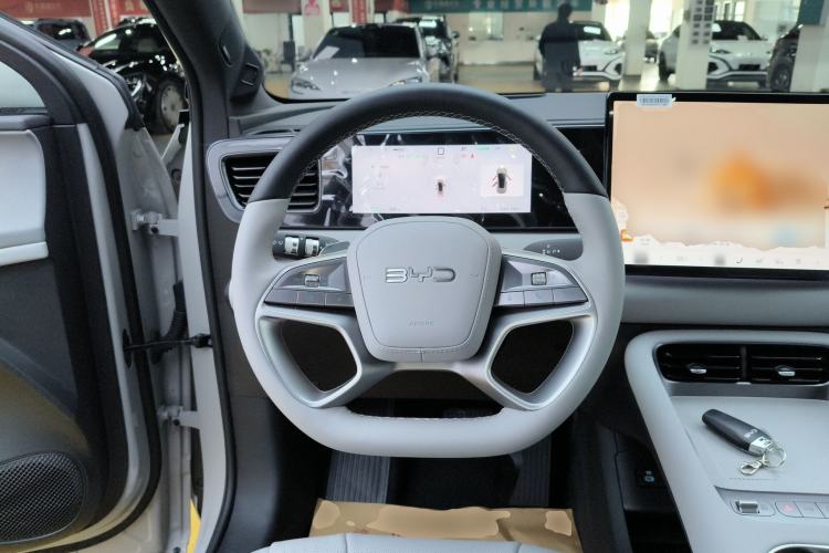 Used BYD Sealion 06 New Energy 2025 Model EV 605 Navigation Plus Edition Steering Wheel