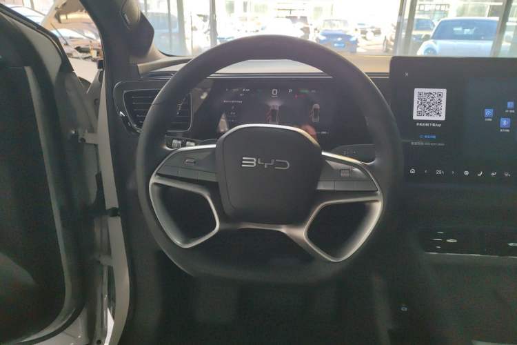 Used BYD Sealion 06 New Energy 2025 Model EV 605 Navigation Plus Edition Steering Wheel