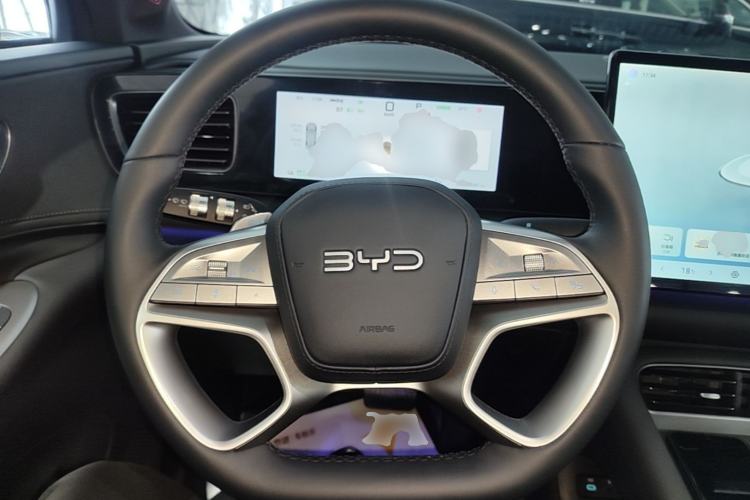Used BYD Sealion 06 New Energy 2025 Model EV 605 Navigation Pro Edition Steering Wheel