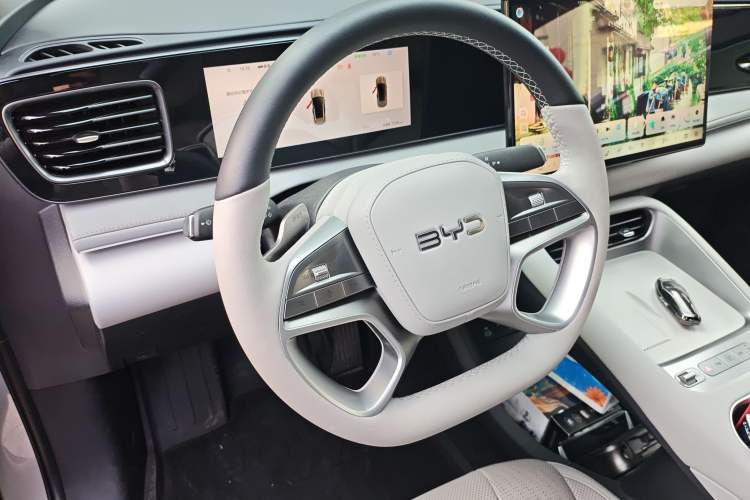 Used BYD Sealion 06 New Energy 2025 Model EV 605 Navigation Plus Edition Steering Wheel