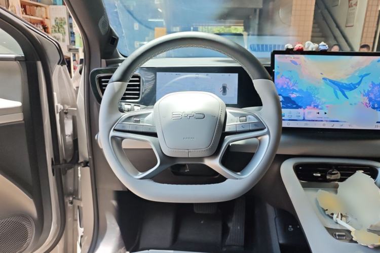 Used BYD Sealion 06 New Energy 2025 Model DM-i 170 Navigation Pro Edition Steering Wheel