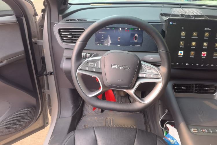 Used BYD Sealion 06 New Energy 2025 Model EV 605 Navigation Pro Edition Steering Wheel