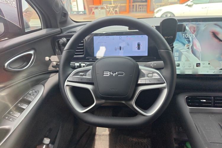 Used BYD Sealion 06 New Energy 2025 Model EV 605 Navigation Pro Edition Steering Wheel