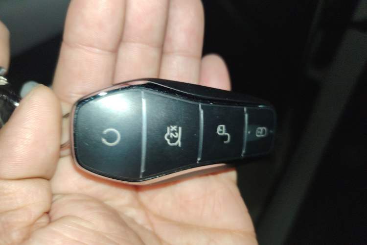 Used BYD Sealion 06 New Energy 2025 Model EV 605 Navigation Pro Edition Vehicle Key