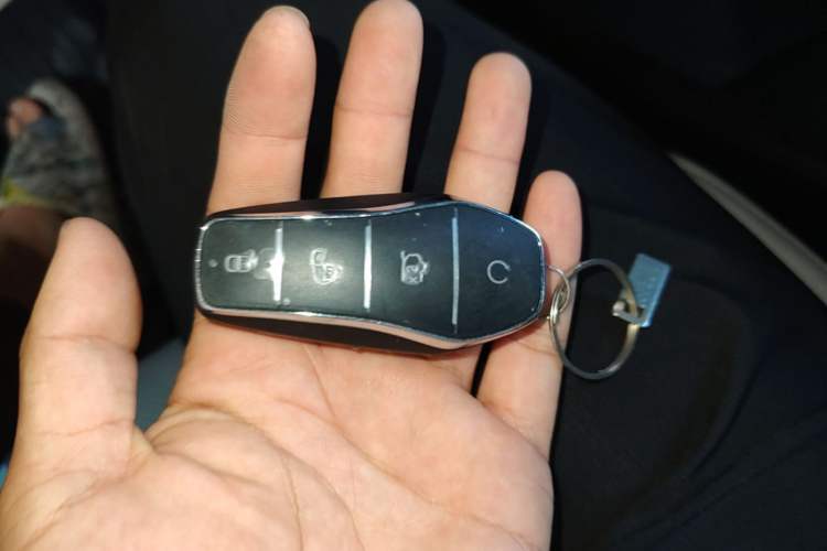 Used BYD Sealion 06 New Energy 2025 Model DM-i 170 Navigation Plus Edition Vehicle Key