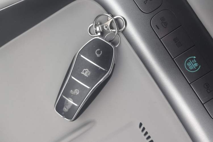 Used BYD Sealion 06 New Energy 2025 Model EV 605 Navigation Plus Edition Vehicle Key