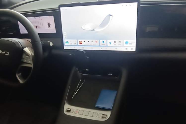 Used BYD Sealion 06 New Energy 2025 Model DM-i 170 Navigation Pro Edition Audio And AC Panel