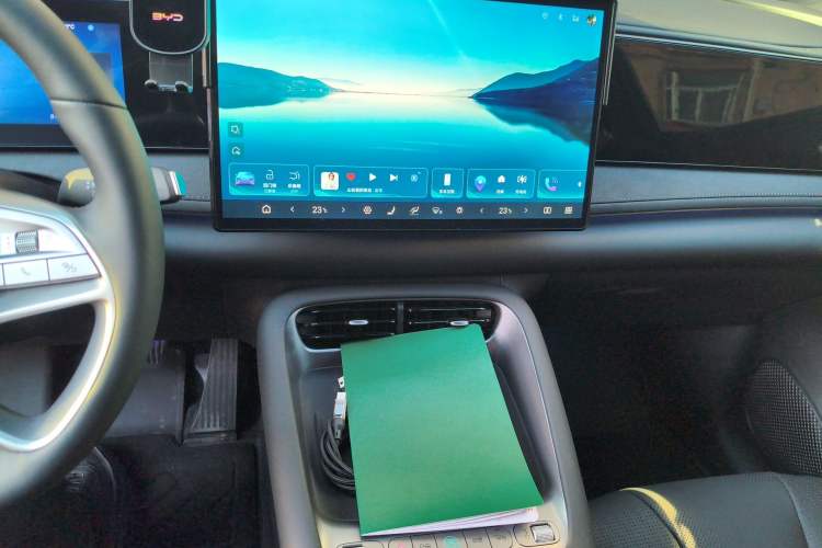 Used BYD Sealion 06 New Energy 2025 Model EV 605 Navigation Pro Edition Audio And AC Panel