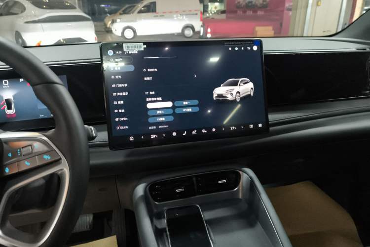 Used BYD Sealion 06 New Energy 2025 Model DM-i 170 Navigation Pro Edition Audio And AC Panel