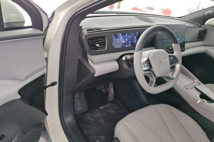 Used BYD Sealion 06 New Energy 2025 Model EV 605 Navigation Pro Edition Driver Seat