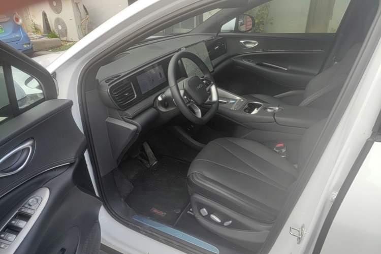 Used BYD Sealion 06 New Energy 2025 Model DM-i 170 Navigation Plus Edition Driver Seat