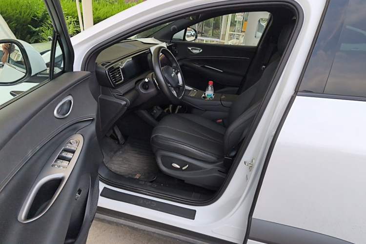 Used BYD Sealion 06 New Energy 2025 Model DM-i 170 Navigation Pro Edition Driver Seat