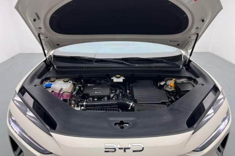 Used BYD Sealion 06 New Energy 2025 Model DM-i 170 Navigation Pro Edition Engine Bay