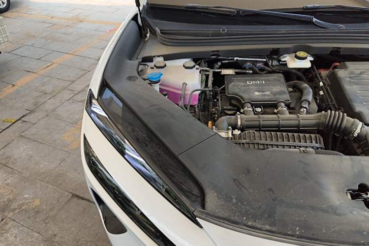 Used BYD Sealion 06 New Energy 2025 Model DM-i 170 Navigation Pro Edition Engine Bay Right