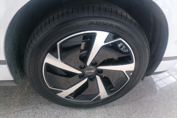Used BYD Sealion 06 New Energy 2025 Model DM-i 170 Navigation Pro Edition Exterior 5