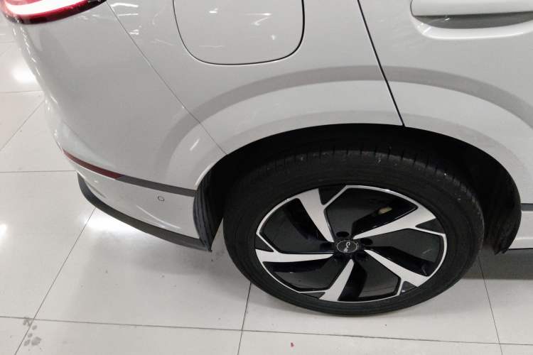 Used BYD Sealion 06 New Energy 2025 Model DM-i 170 Navigation Pro Edition Exterior 5