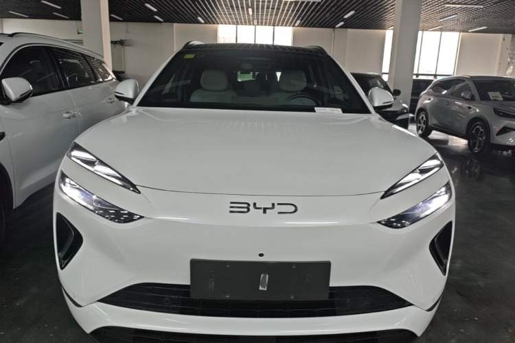 Used BYD Sealion 06 New Energy 2025 Model DM-i 170 Navigation Plus Edition Front