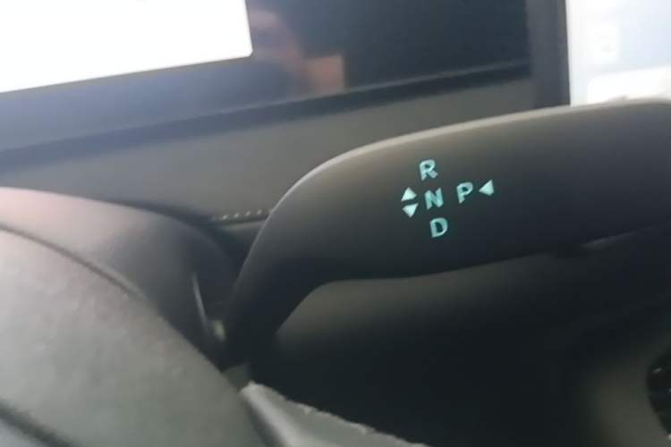 Used BYD Sealion 06 New Energy 2025 Model DM-i 170 Navigation Pro Edition Gear Lever